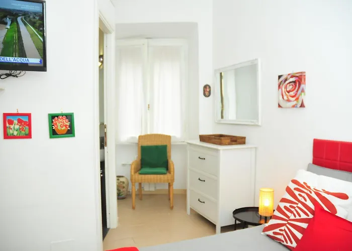 Appartamento CARDINAL STUDIO - 2 steps from Vatican&Ottaviano metro - Secure, vibrant, wealthy, accessibile P r a t i district - Warm multilanguage guest care