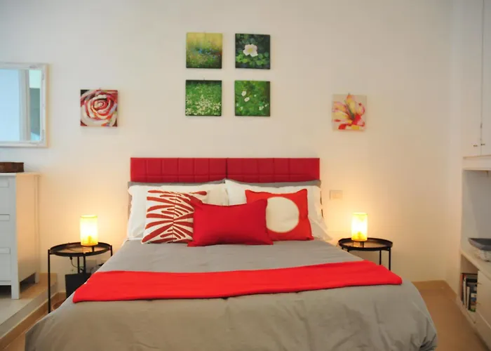 CARDINAL STUDIO - 2 steps from Vatican&Ottaviano metro - Secure, vibrant, wealthy, accessibile P r a t i district - Warm multilanguage guest care Appartamento *