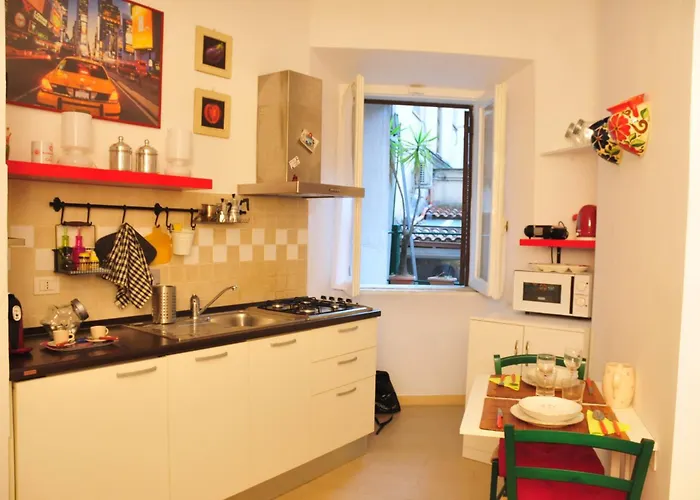 Appartamento CARDINAL STUDIO - 2 steps from Vatican&Ottaviano metro - Secure, vibrant, wealthy, accessibile P r a t i district - Warm multilanguage guest care *